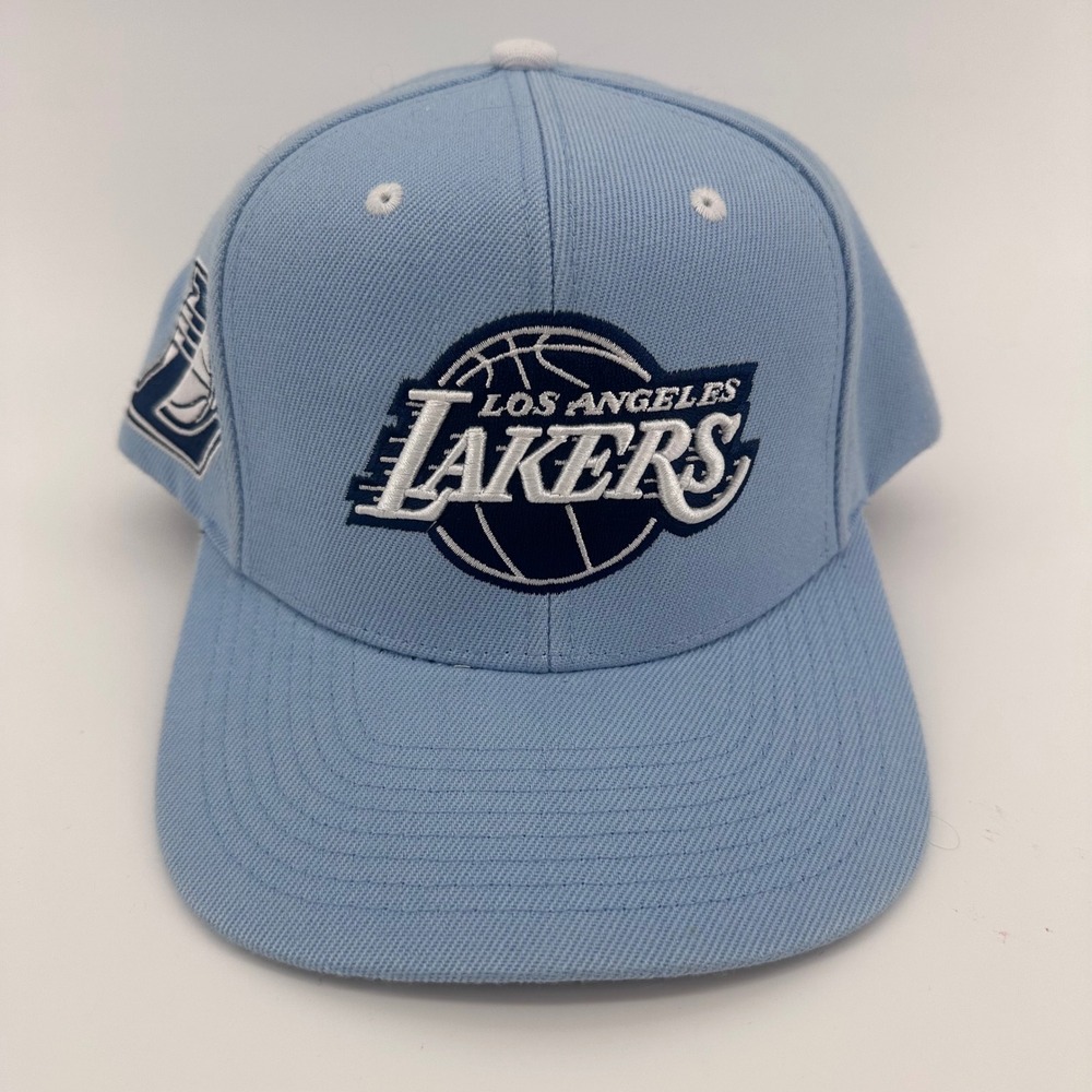 Mitchell & Ness Los Angeles Lakers Hat Mens OS Light Blue Snapback NBA Cap - Picture 1 of 8